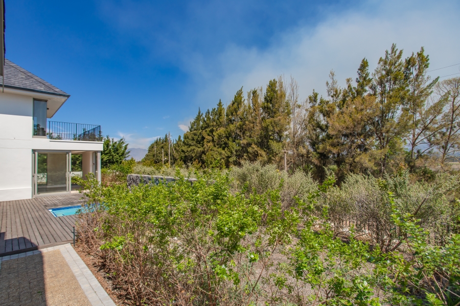 4 Bedroom Property for Sale in Pearl Valley at Val de Vie Western Cape